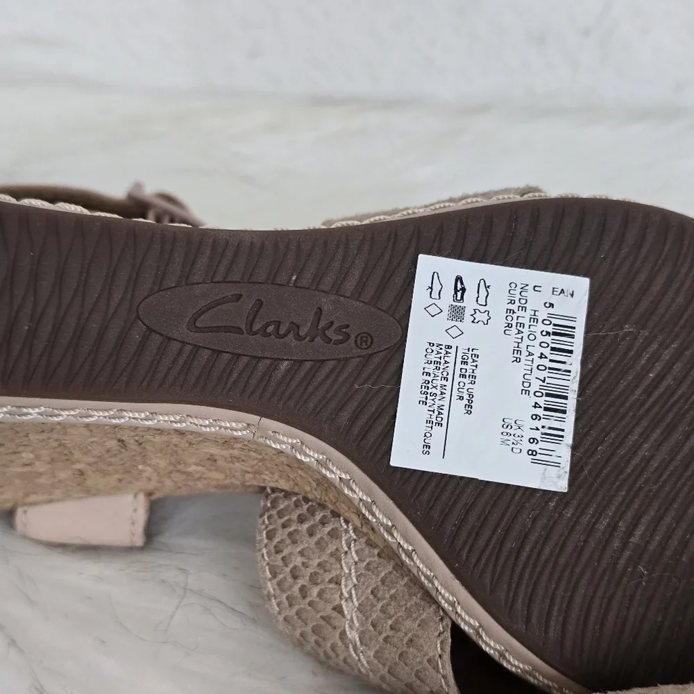 Clarks Helio Latitude Womens Nude Leather Wedge 6